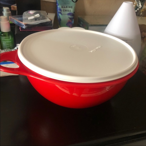 Tupperware Other - NEW Tupperware Thatsa Bowl Passion Red Tupperware Other - NEW Tupperware Thatsa Bowl Passion Red